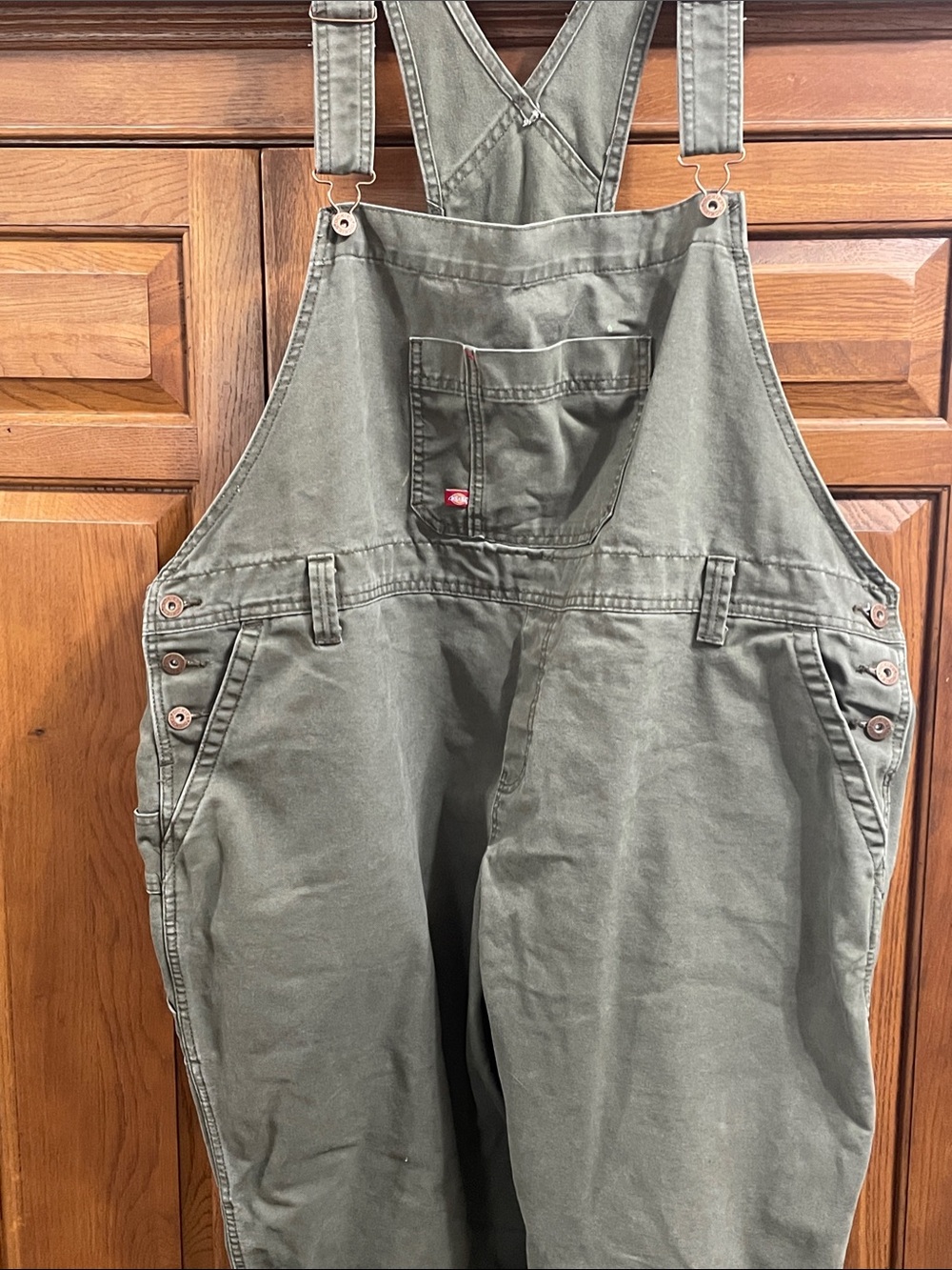Dickies Women’s Olive Green Cargo Overalls Good Condition Sz. 24W 31 inch inseam